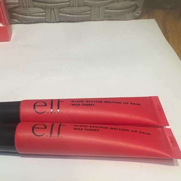 ELF and Benefit Lip Kit, concealers and mascara - Picture 12 of 14